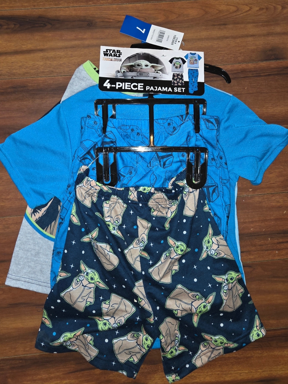 NWT Kid's Star Wars  Four-Piece Pajama Set Mandalorian Shorts Pants Tops Grogru